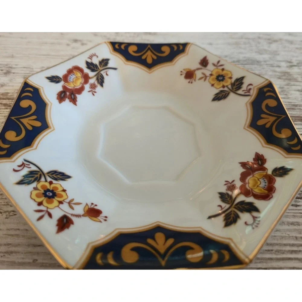 Mikasa Far East L6104 Saucers Set of 2 Octagonal Fine China Japan Cobalt Gold